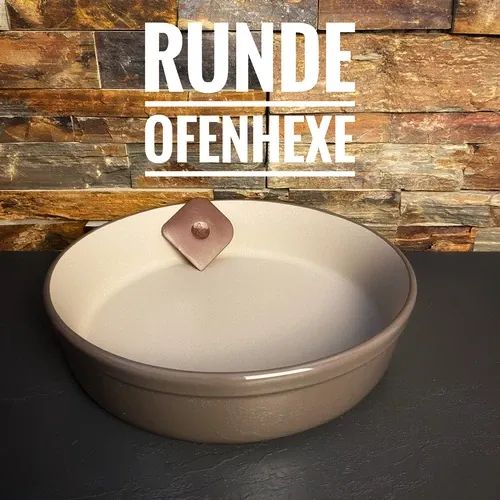 Runder Backstein mit einem Schaber